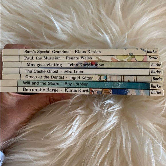 SALE!! Young readers novellas set of 7.   YA - Picture 11 of 16